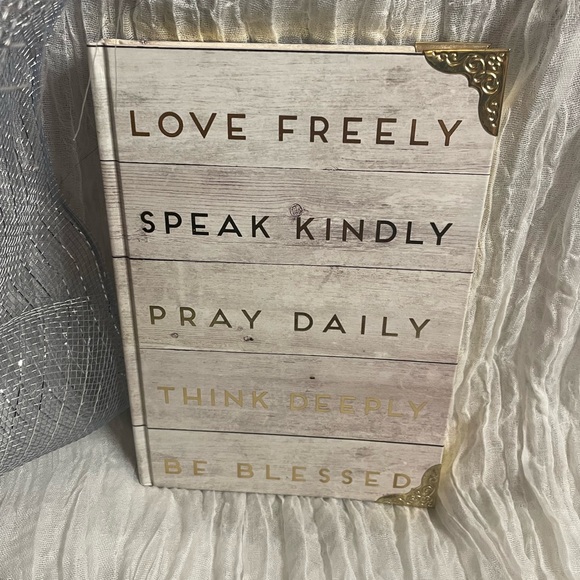 Unlisted-2 - Picture 2 of 3